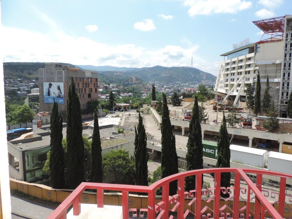 Begi Hotel Tbilisi Ngoại thất bức ảnh