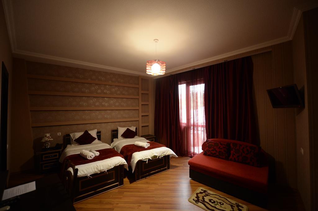 Begi Hotel Tbilisi Ngoại thất bức ảnh