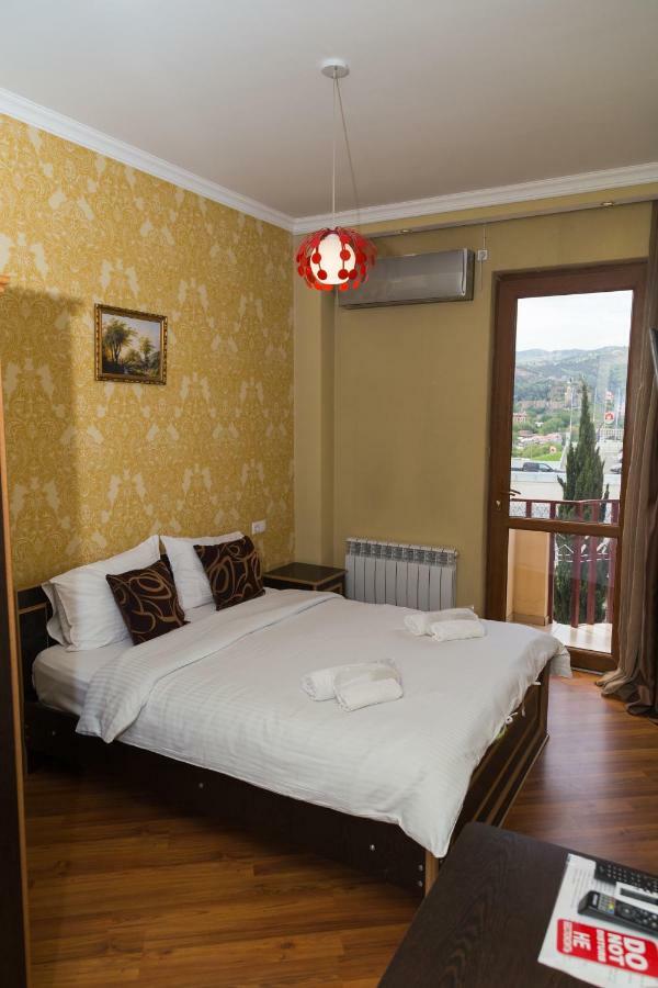Begi Hotel Tbilisi Ngoại thất bức ảnh