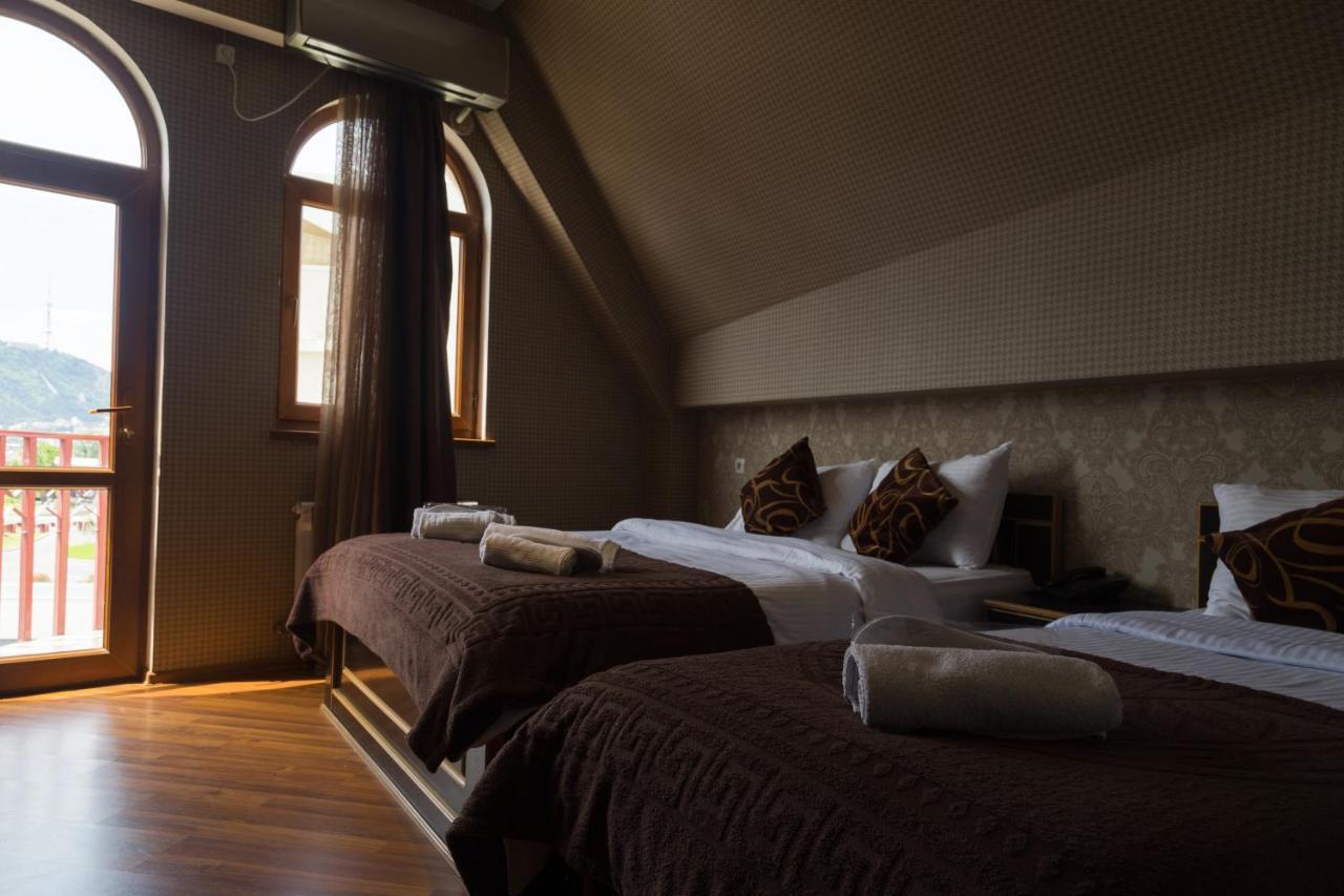 Begi Hotel Tbilisi Ngoại thất bức ảnh